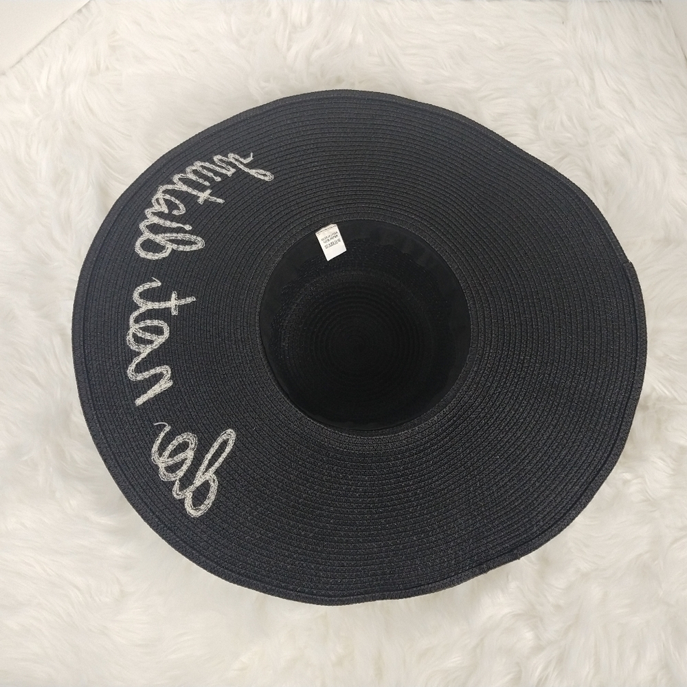 Wide Rim Beach Hat - Picture 3 of 4